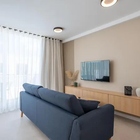 Gorgeous Penthouse With Sea View *