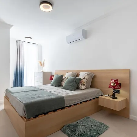 Gorgeous Penthouse With Sea View Appartamento St. Paul's Bay